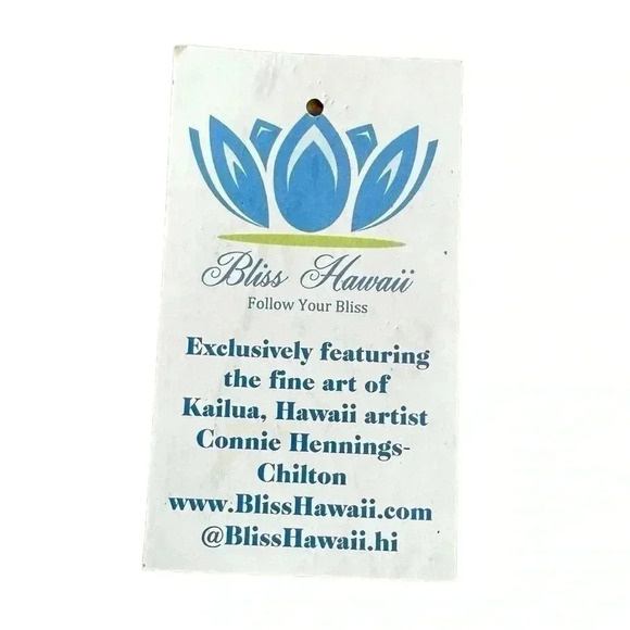 Olu Olu by Bliss Hawaii handmade small bucket purse - Picture 6 of 7